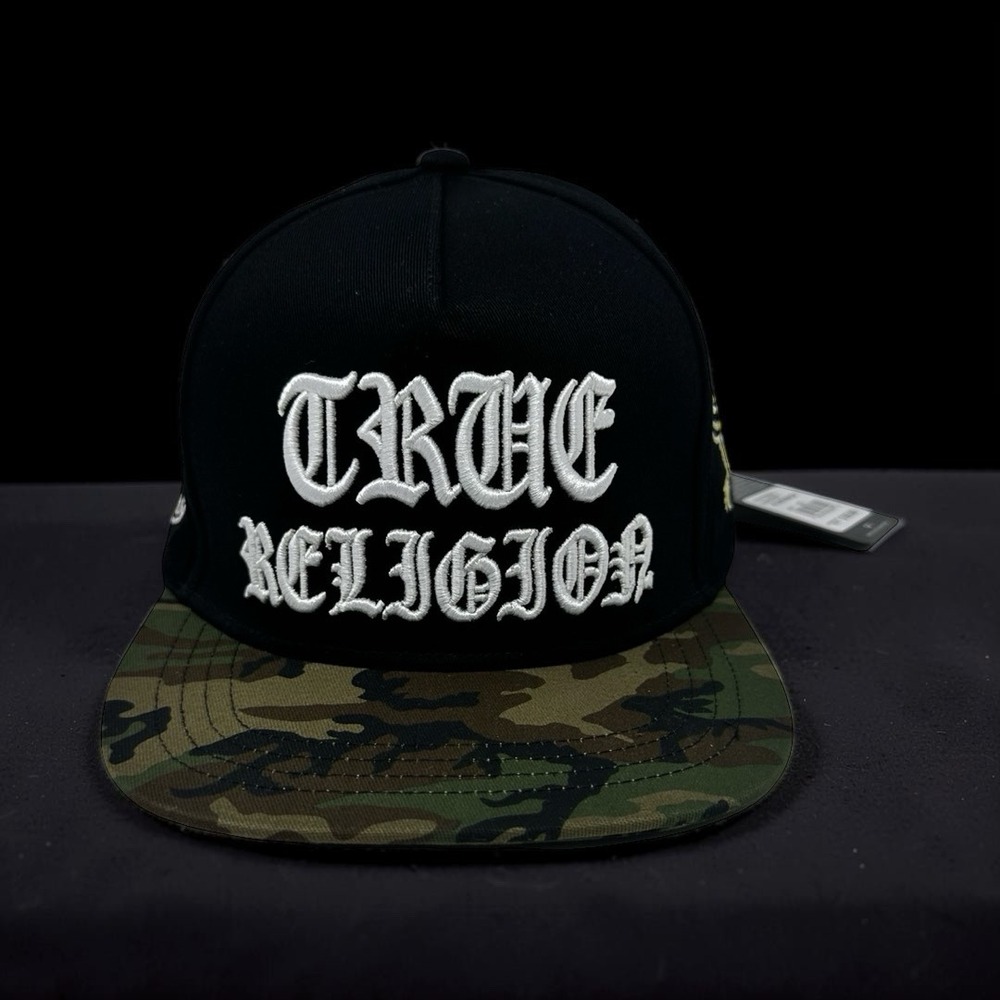 True Religion Black Camo Flat Brim Snapback Hat Cap TR3094 Old English Dove NWT